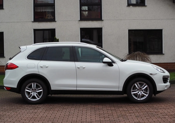 Porsche Cayenne cena 119000 przebieg: 205000, rok produkcji 2014 z Poręba małe 562